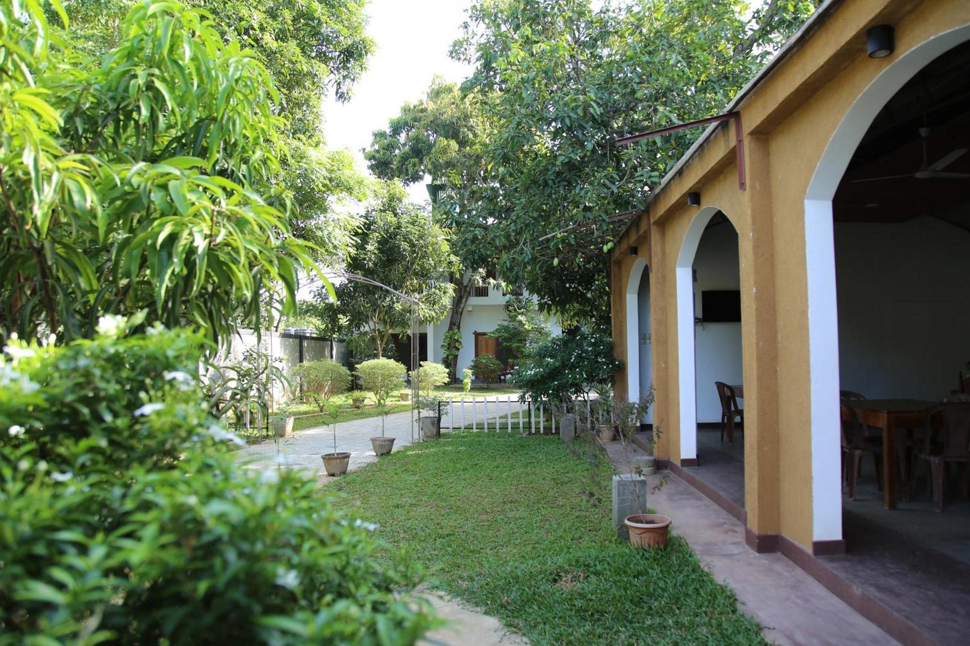 The Yala City Guest House Tissamaharama Εξωτερικό φωτογραφία